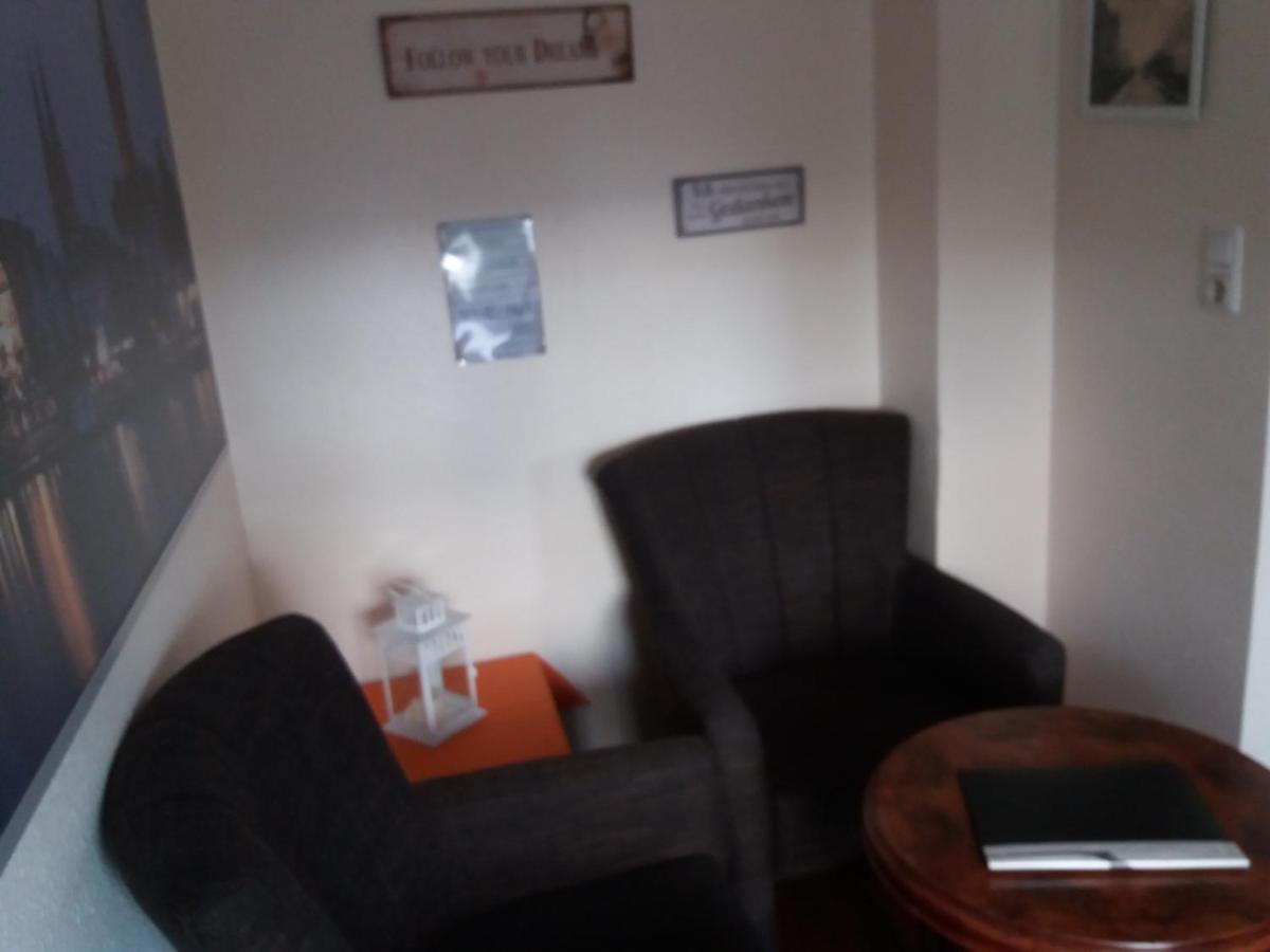 Pensionszimmer Luetzowzimmer Lübeck Exterior foto