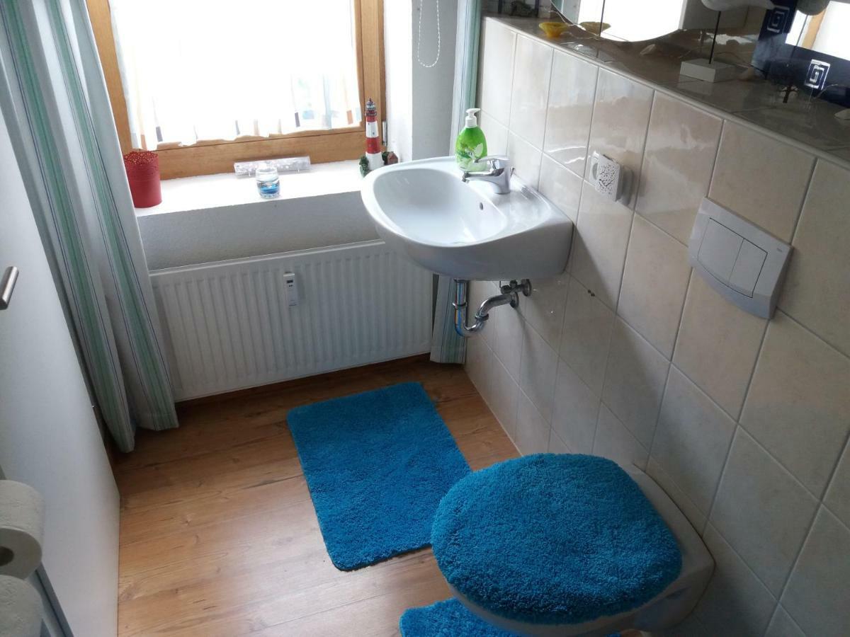 Pensionszimmer Luetzowzimmer Lübeck Exterior foto